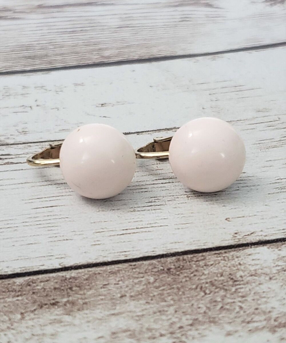 Vintage Clip On Earrings 0.5" Domed Cream With A Slight Pink Hue